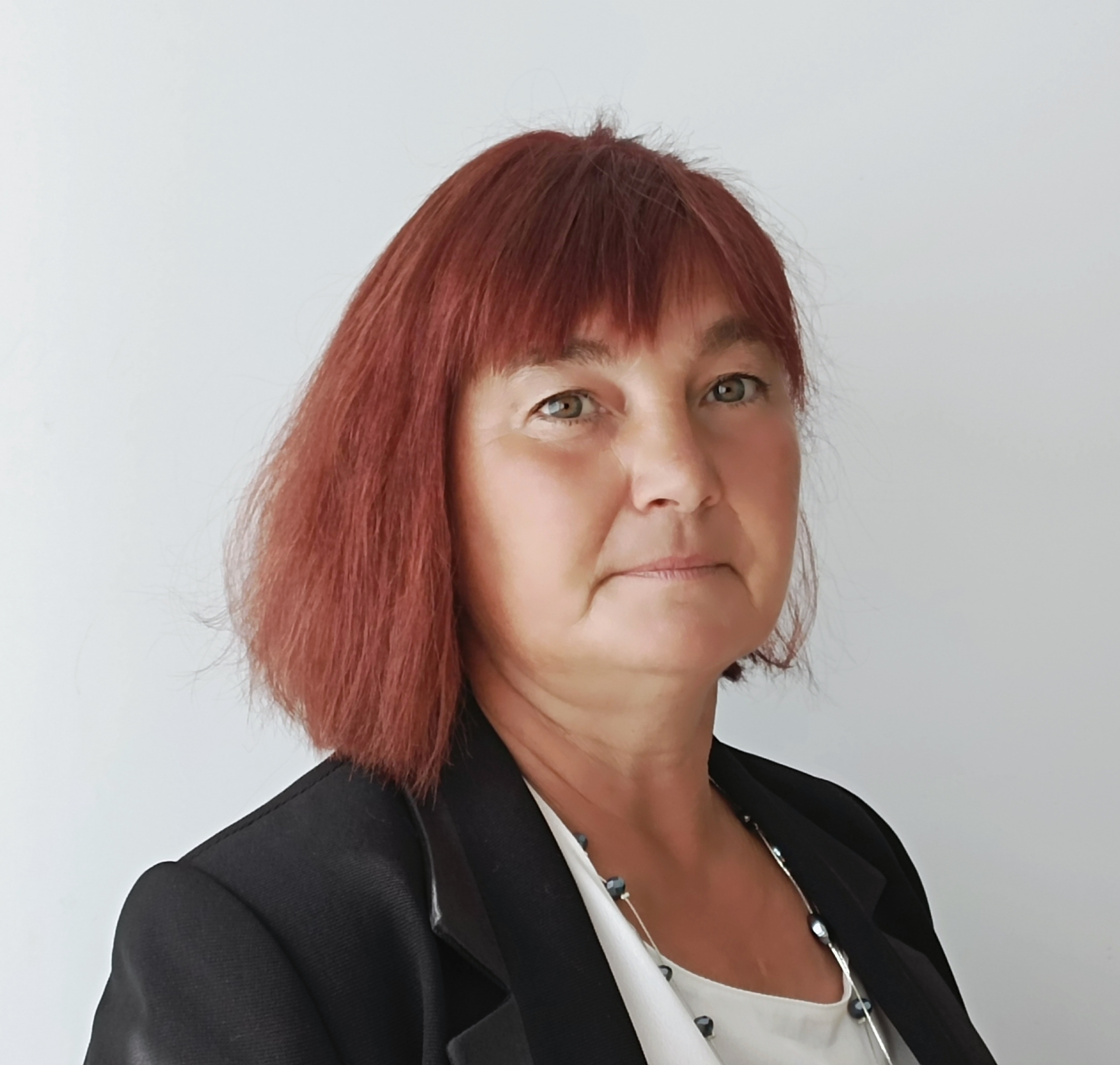 Выкидайченко Лариса Эдуардовна.